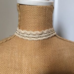 Torrid Choker